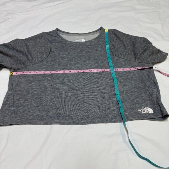 The North Face Women’s Vyrtue Boxy Cropped Dark Gray T-Shirt - Size Large - EUC - Picture 7 of 10